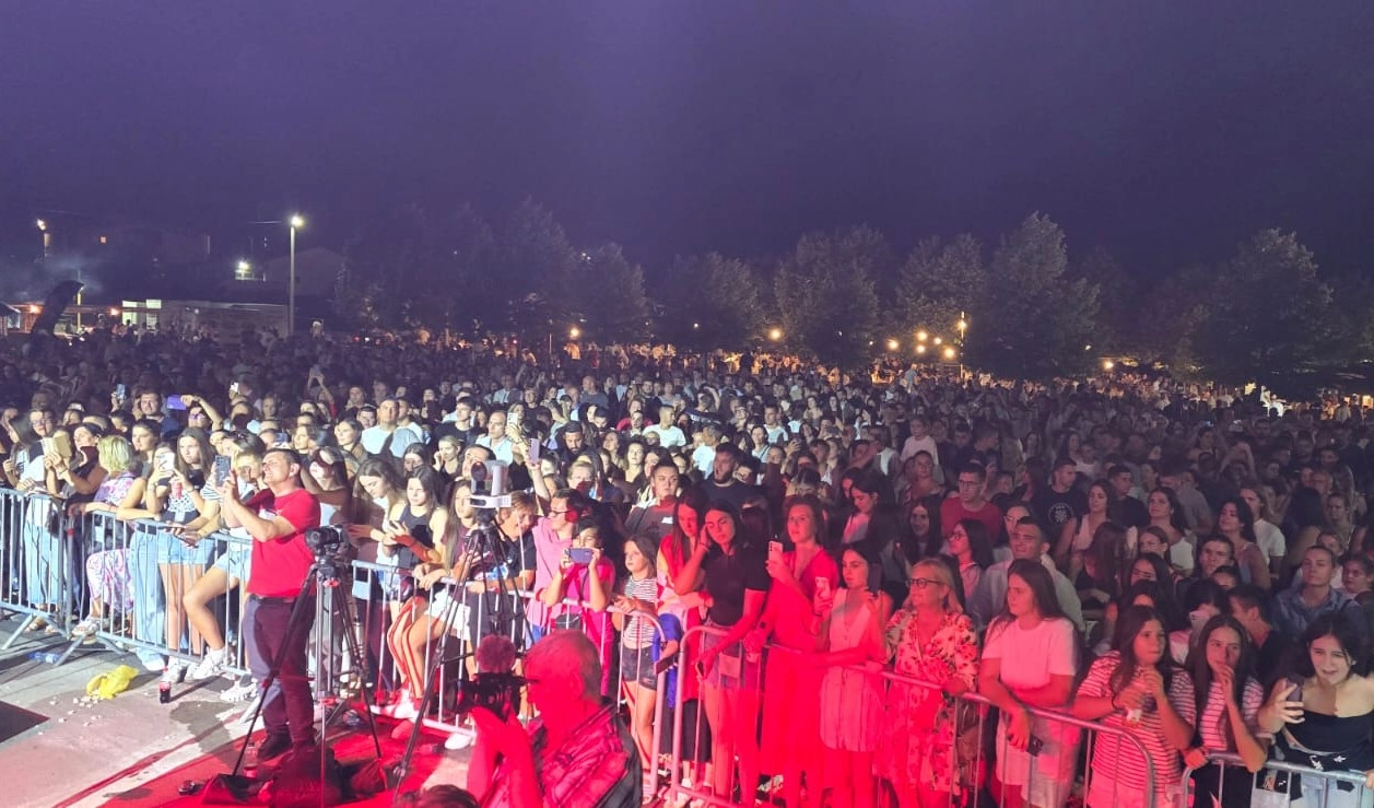 Oko 5000 ljudi blatnica